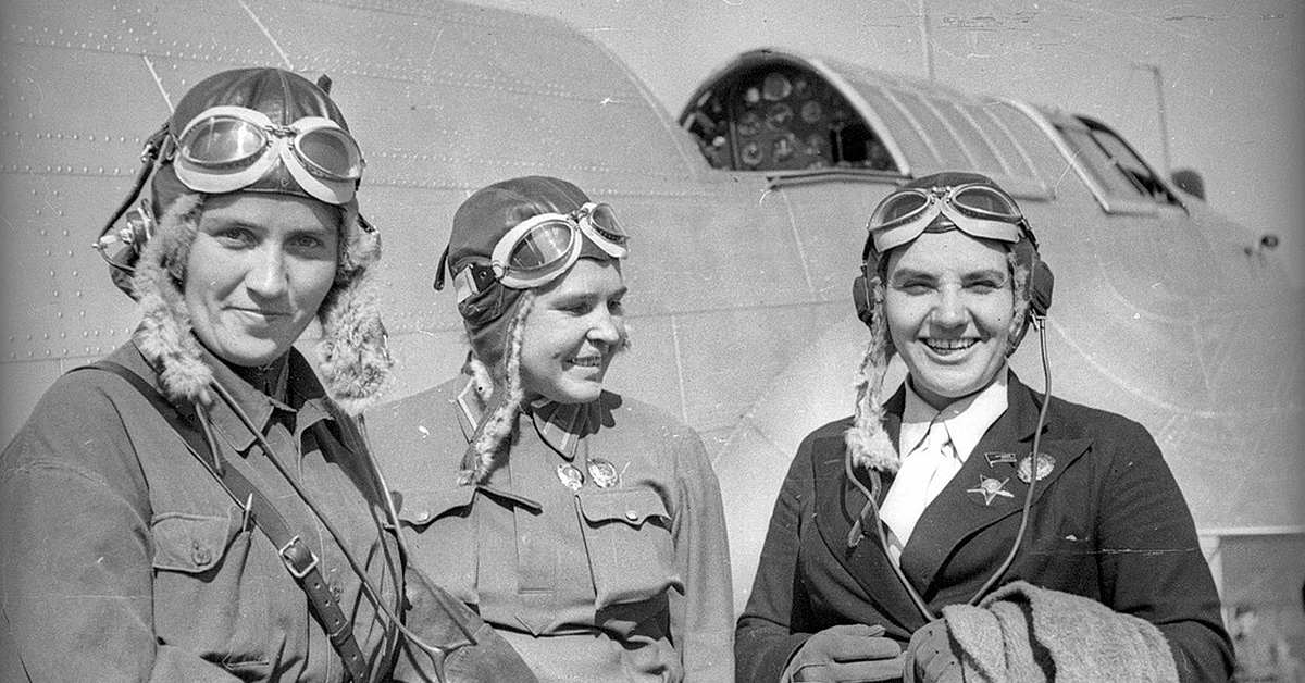 Экипаж (слева направо): старший лейтенант Марина Раскова, капитан Полина Осипенко, командир Валентина Гризодубова