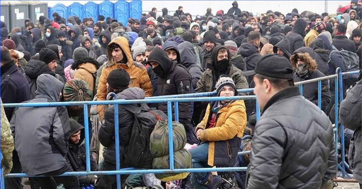 Что теперь будет с мигрантами в россии. Мигранты на польской границе. Мигранты на границе Беларуси. Беженцы на границе. Мигранты в Польше.