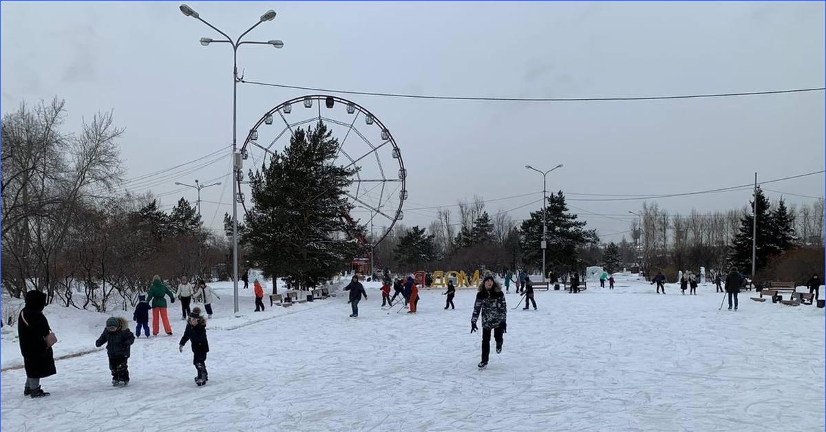 Каток иркутск. Каток на юности Иркутск. Каток на острове Юность Иркутск. Остров конный Иркутск каток. Каток на Якоби Иркутск.