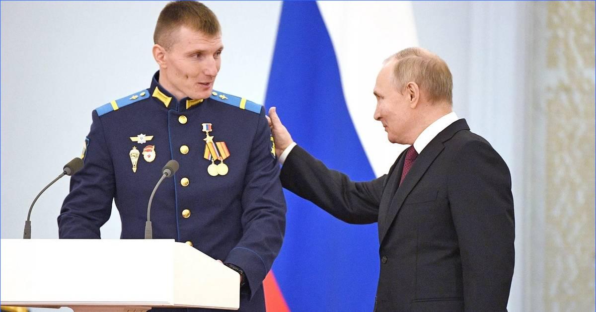Путин В Кремле Фото
