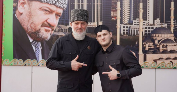 17-летний сын Кадырова стал заслуженным работником в Чечне 