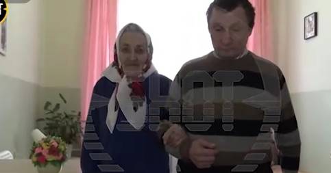 Уставшая от мытарств пенсионерка выходит замуж в 83 года
