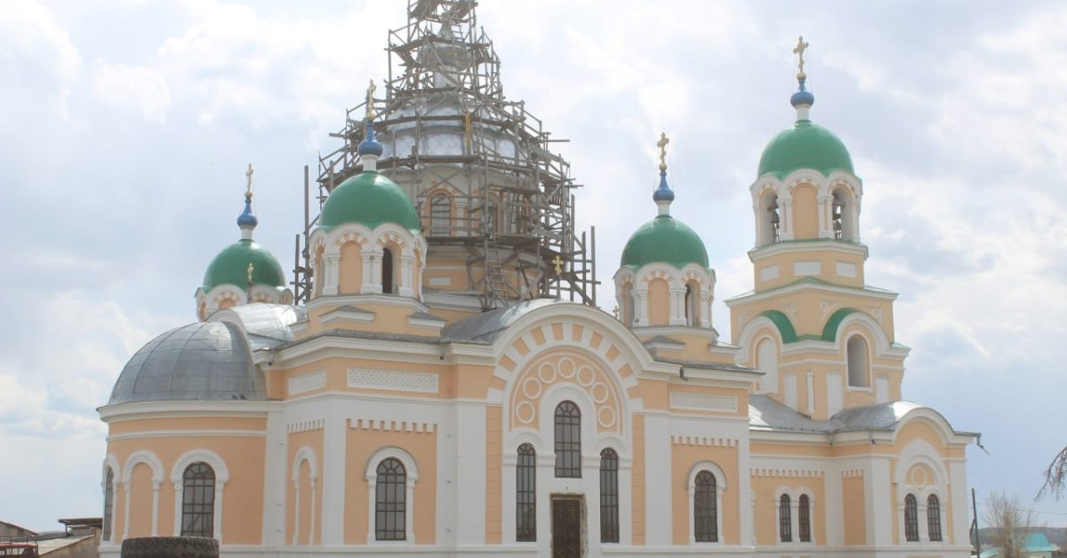 Свято-Никольский храм в селе Голуметь Черемховского района