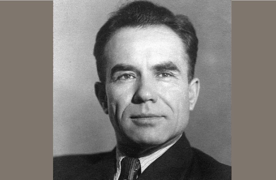 Константин Седых удостоен Сталинской премии за роман «Даурия» 
