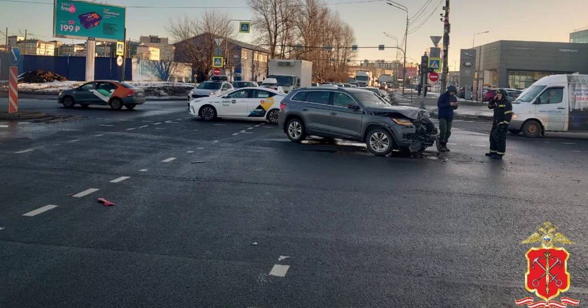 Задержали виновника ДТП на Обводном канале, где машина упала в воду