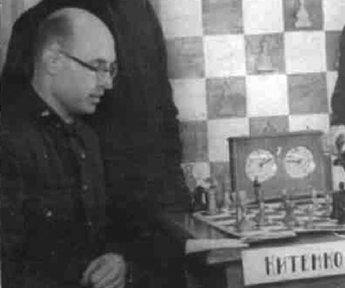Николай Павлович Китенко прославился не только как шахматист, но и как родоначальник иркутского настольного тенниса
