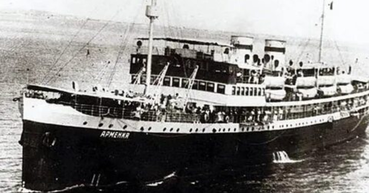 На дне Черного моря найден затопленный в 1941 году теплоход. Но его борту погибли тысячи человек
