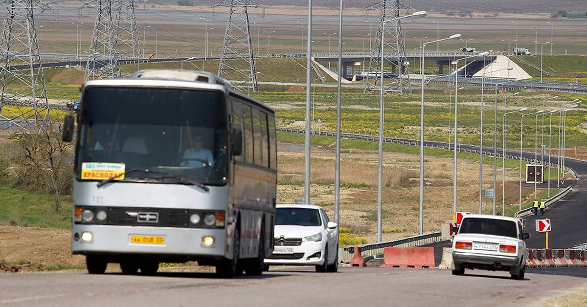 В Крым запустили автобусы из городов России