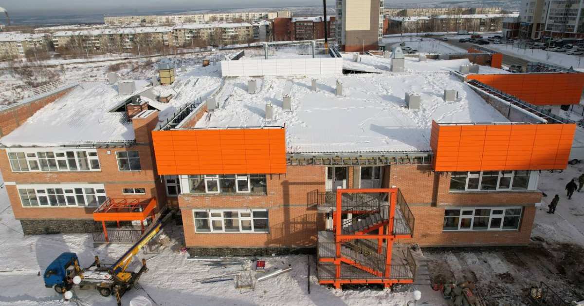 В Иркутске завершают строительство детского сада на 220 мест в 6-м микрорайоне Ново-Ленино
