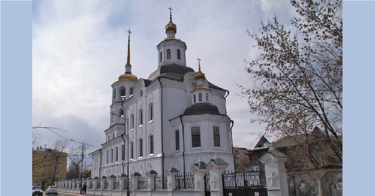 Михаило-Архангельский (Харлампиевский) «морской» храм, где венчался Колчак, восстановлен в XXI веке