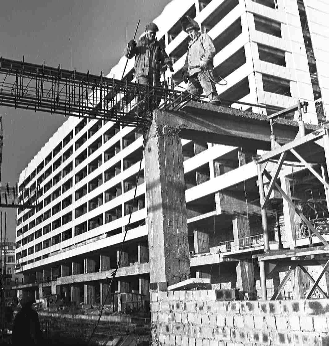 Строительство гостиницы «Интурист», 1970-е годы (ныне – отель «Иркутск»)